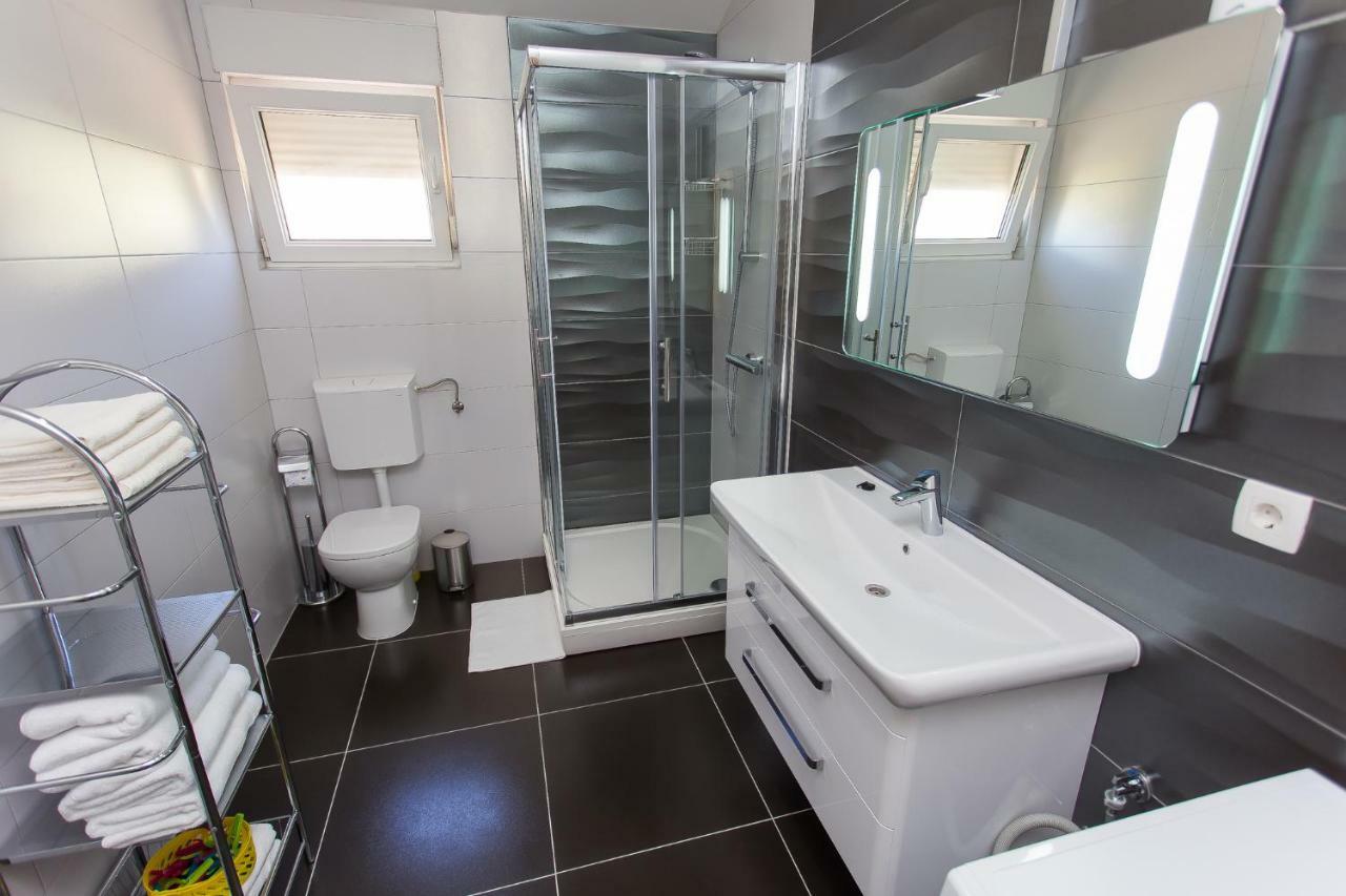 Apartment Marija 2 Near Split คาชเตลา ภายนอก รูปภาพ